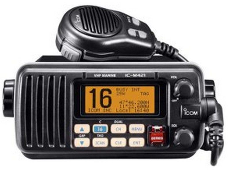 Pour signaler que votre navire coule, quel terme sélectionnerez-vous sur la VHF ASN ?